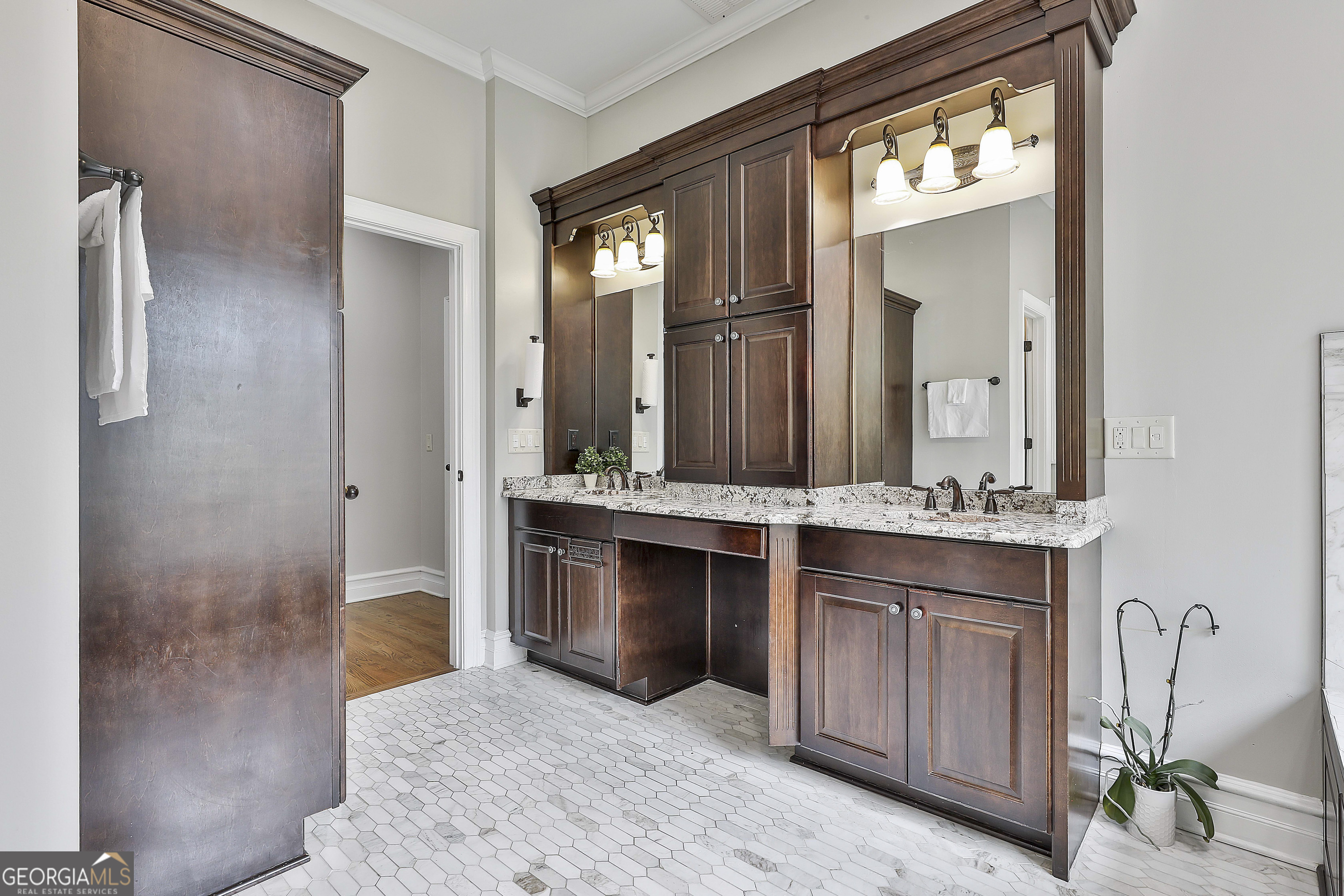 Sharpsburg, Georgia 30277, United States, 5 Bedrooms Bedrooms, ,5 BathroomsBathrooms,Residential,Active,119478