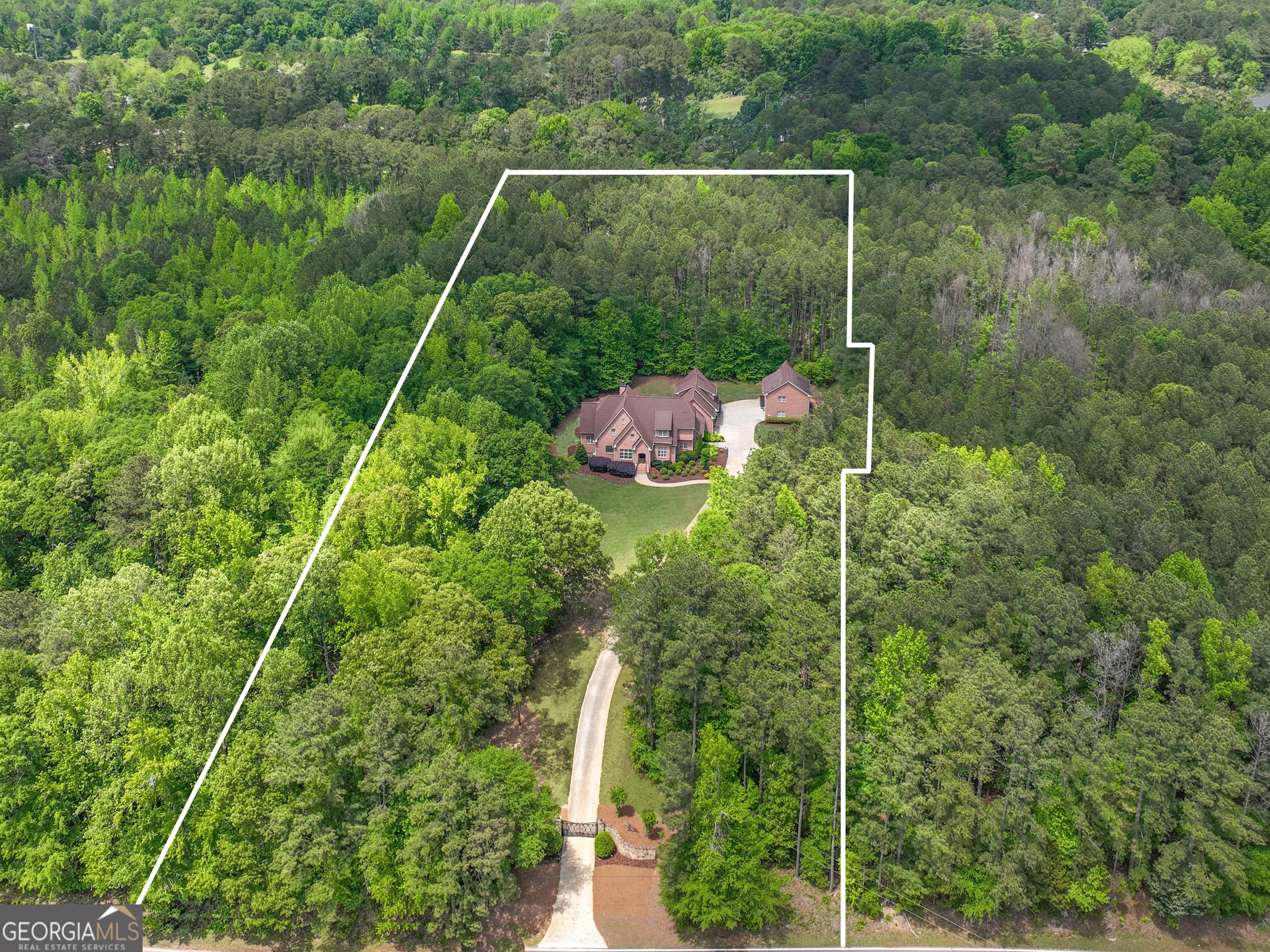 Sharpsburg, Georgia 30277, United States, 5 Bedrooms Bedrooms, ,5 BathroomsBathrooms,Residential,Active,119478