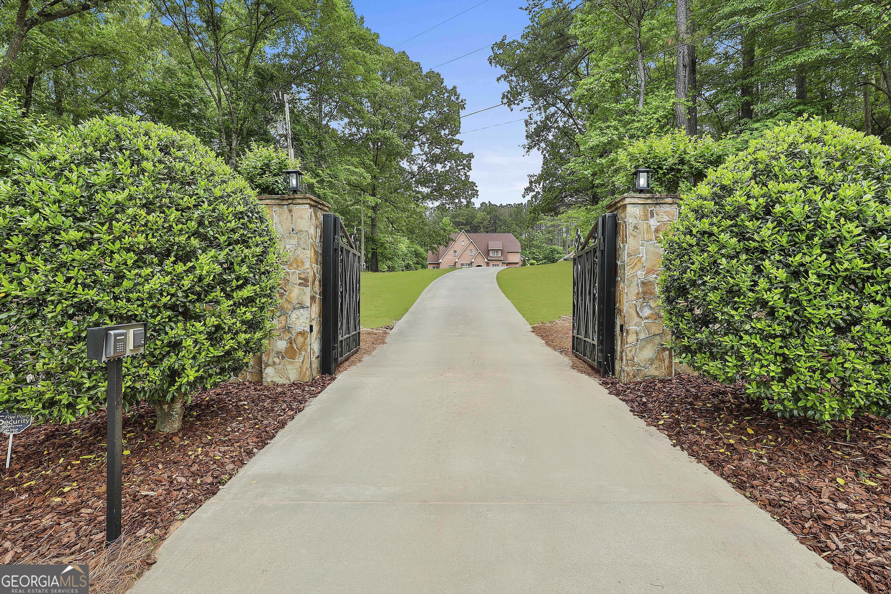 Sharpsburg, Georgia 30277, United States, 5 Bedrooms Bedrooms, ,5 BathroomsBathrooms,Residential,Active,119478