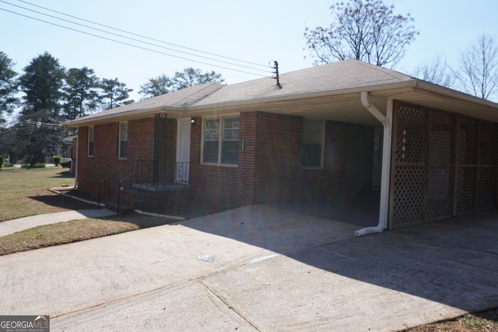 Photo of 5647 Highland St, Forest Park, GA 30297 (MLS # 10705015)