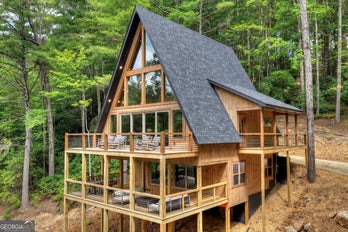 Single Family Residence at 1821 Stanley Creek RD