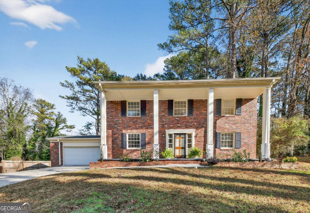 Photo of 1840 SW King Alfred Drive SW, Atlanta, GA 30331 (MLS # 10656728)