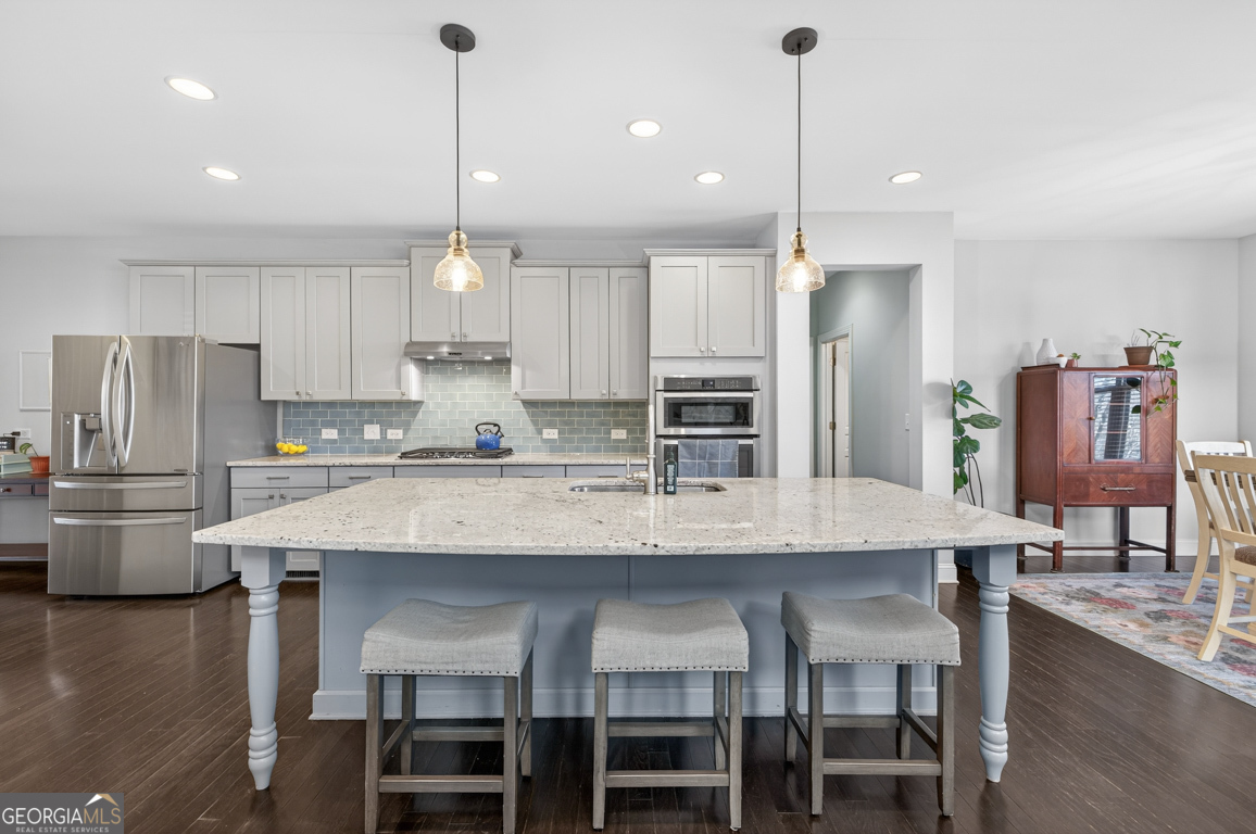 1445 Highland Wood CT