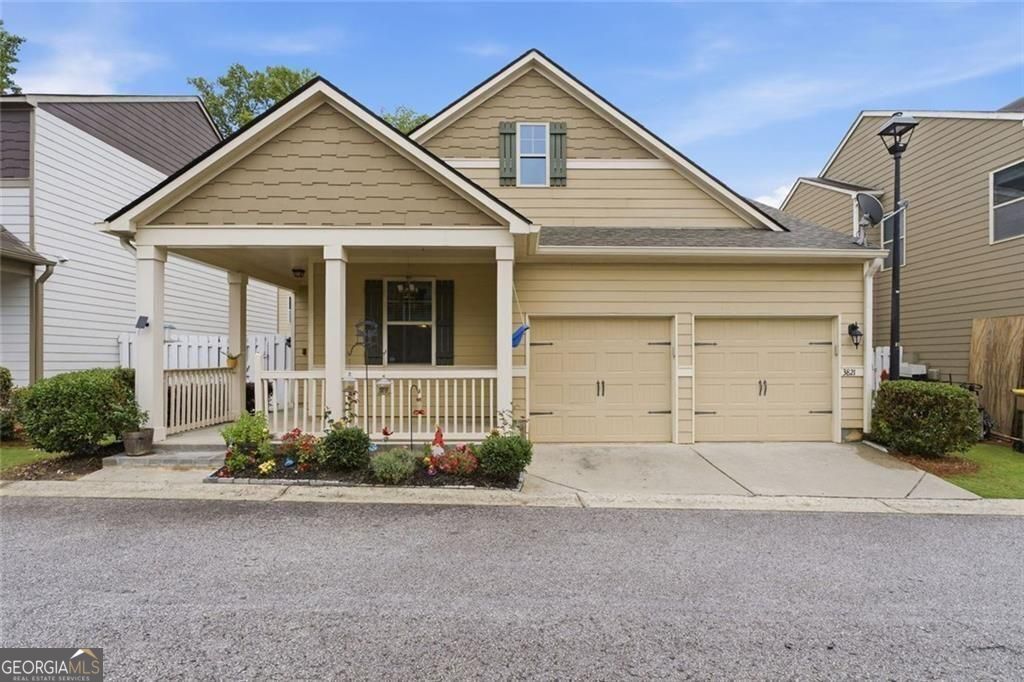 Photo 1 of 31 — 3821 Humber CT, Cumming, GA 30040