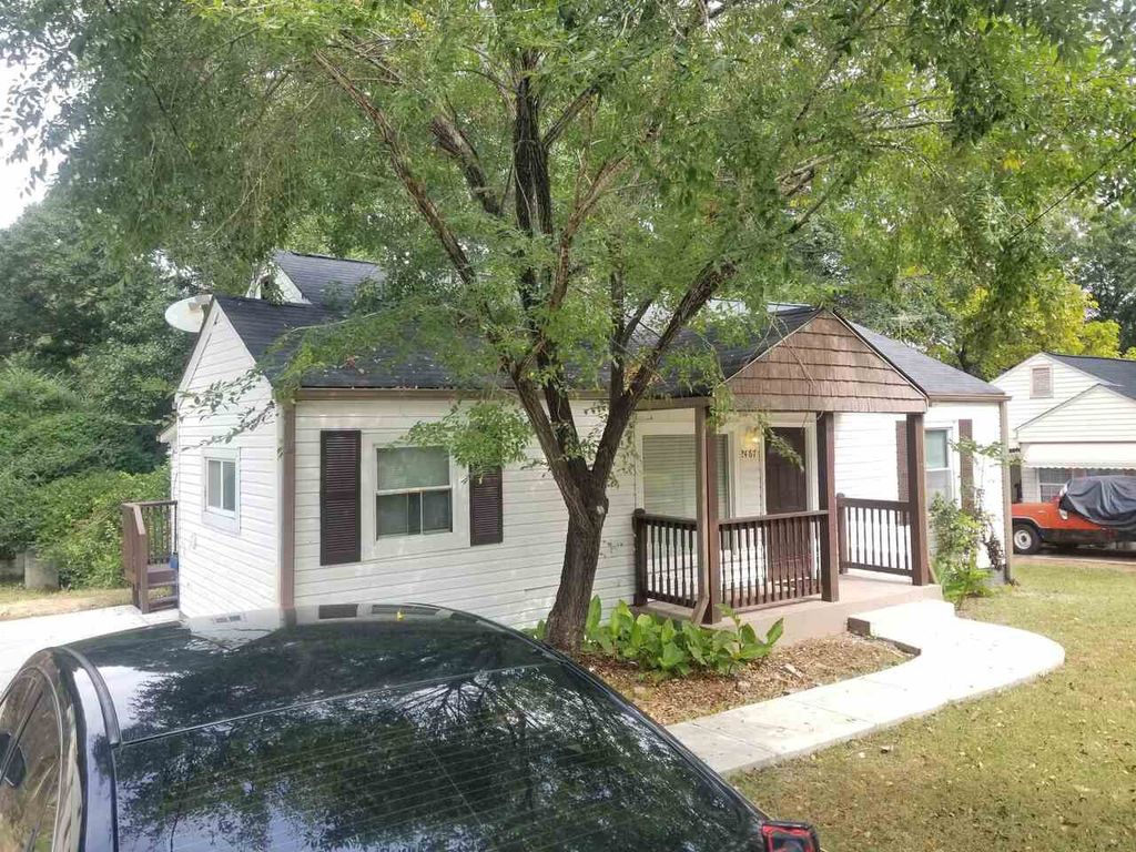 Photo of 2467 Calvin Avenue, East Point, GA 30344 (MLS # 10765840)