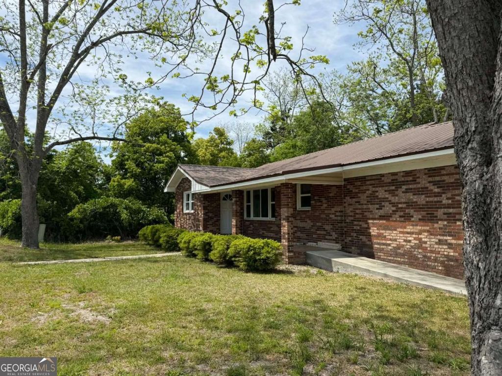 Photo of 813 W 12Th Street, Alma, GA 31510 (MLS # 10732097)