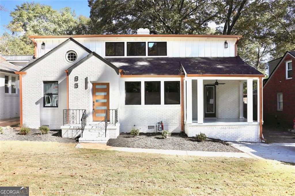 Photo of 85 LAKE Drive NE, Atlanta, GA 30317 (MLS # 10656673)