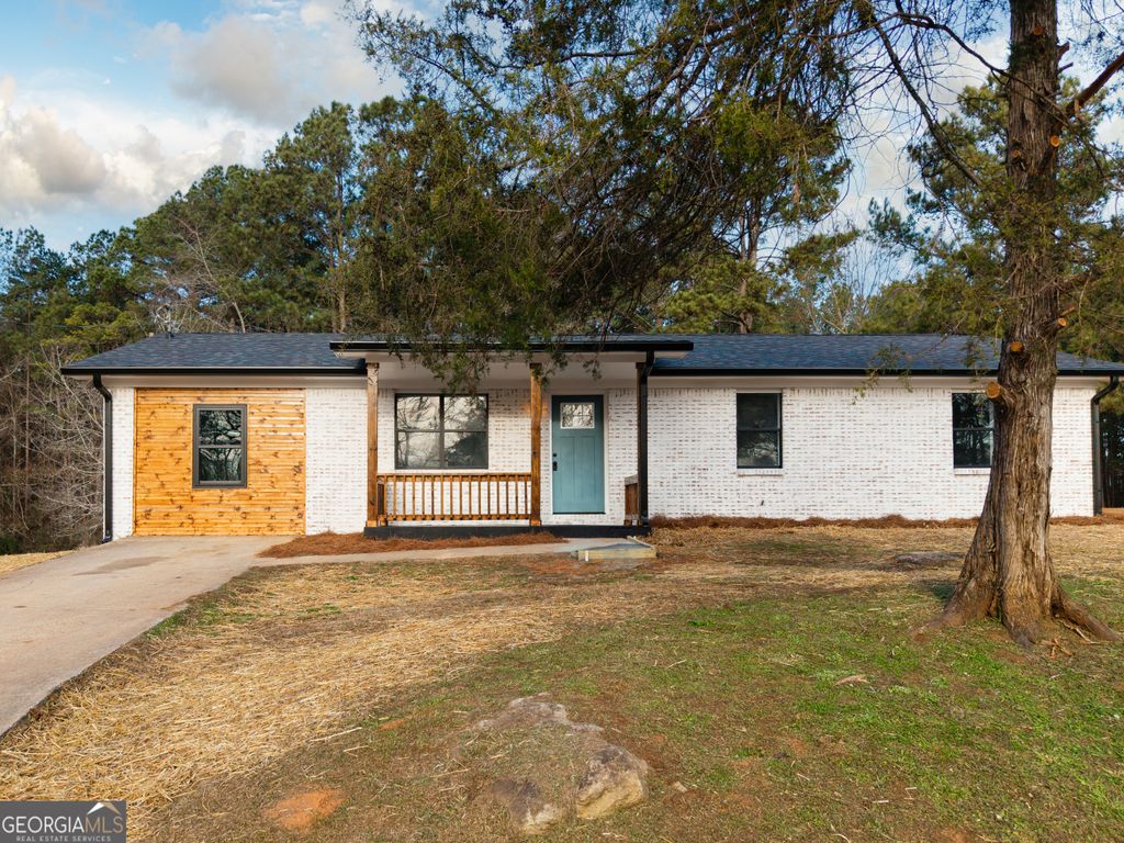 Photo of 129 Higgins Road, Flovilla, GA 30216 (MLS # 10682116)