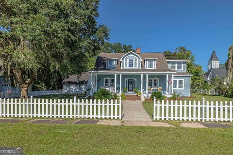 A home in Darien