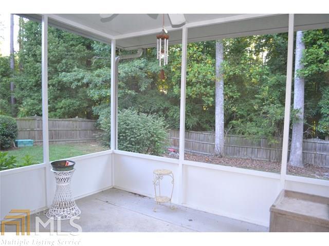 Menlow Station - Residential
