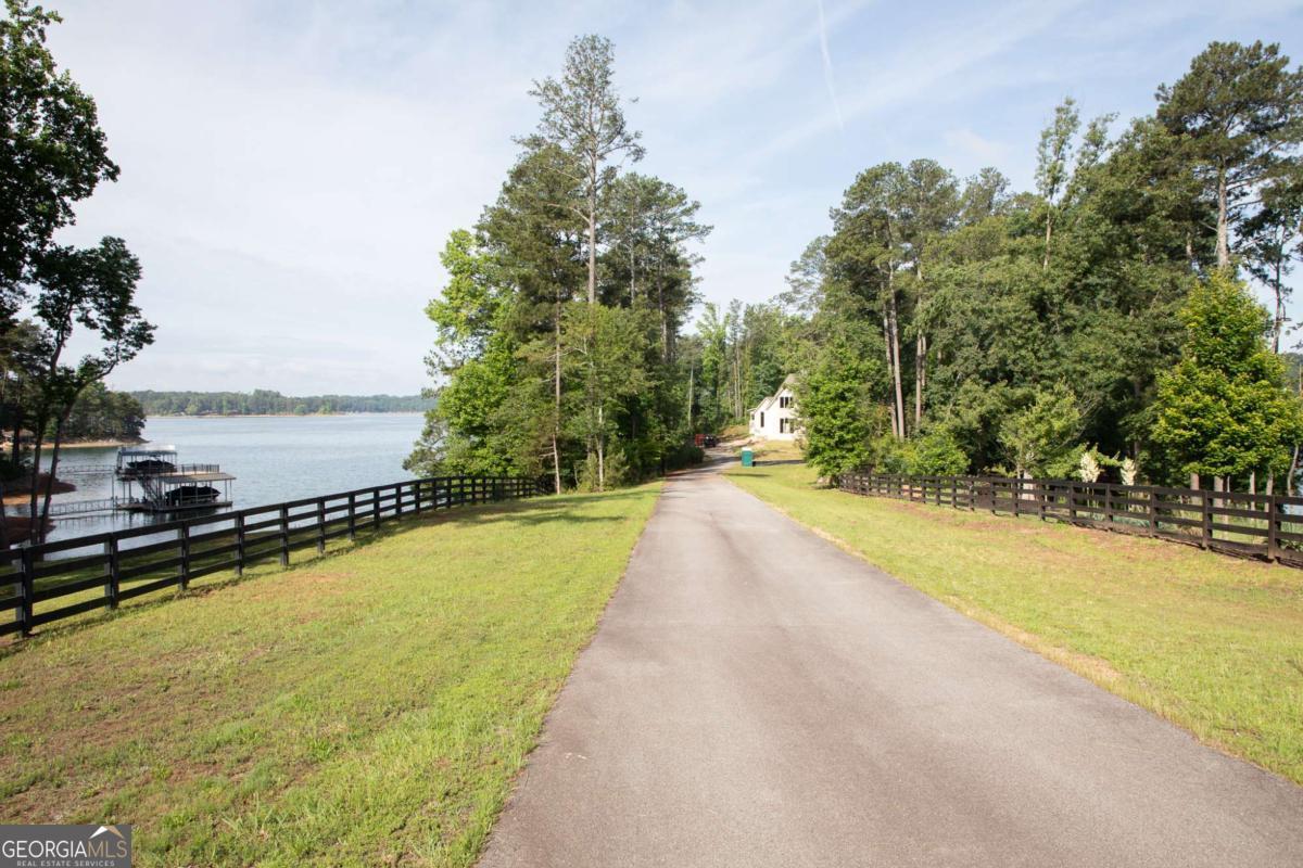 5411 Mayflower CT