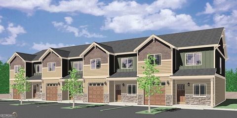 312 Beau Claire CIR Byron GA 31008