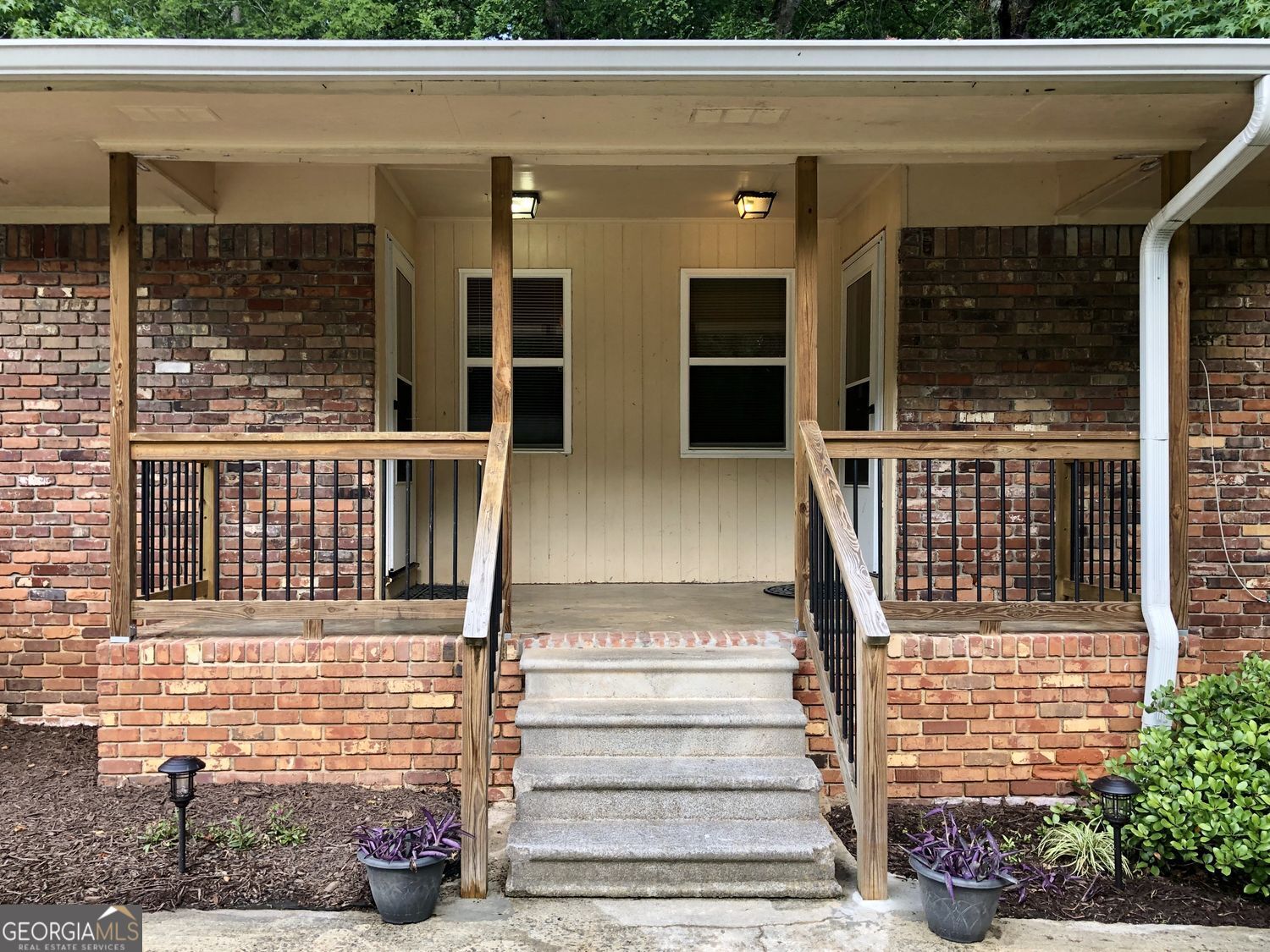 Mableton, Georgia 30126, United States, 2 Bedrooms Bedrooms, ,1 BathroomBathrooms,Residential,Active,256593