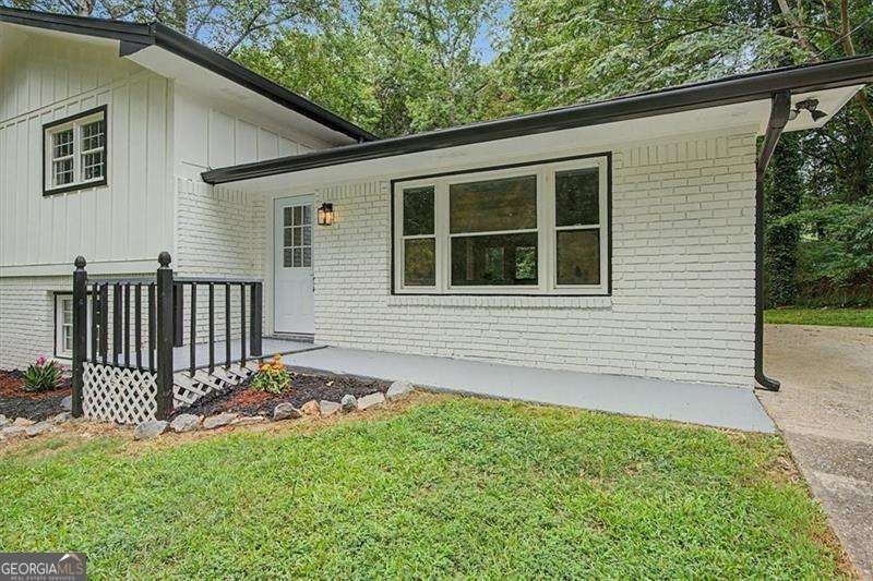 Photo of 4914 Howard Drive, Powder Springs, GA 30127 (MLS # 10821531)