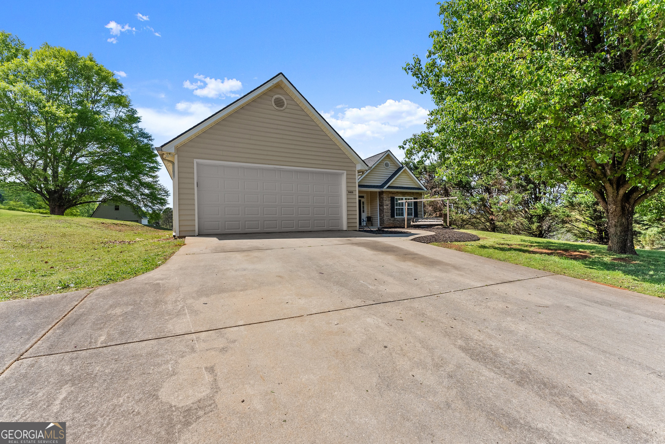 3455 Lakeland RD