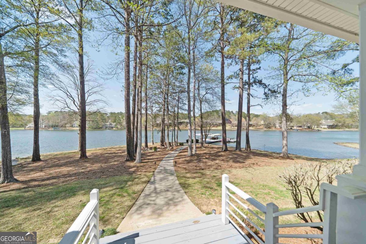 1010 Plum Orchard RD
