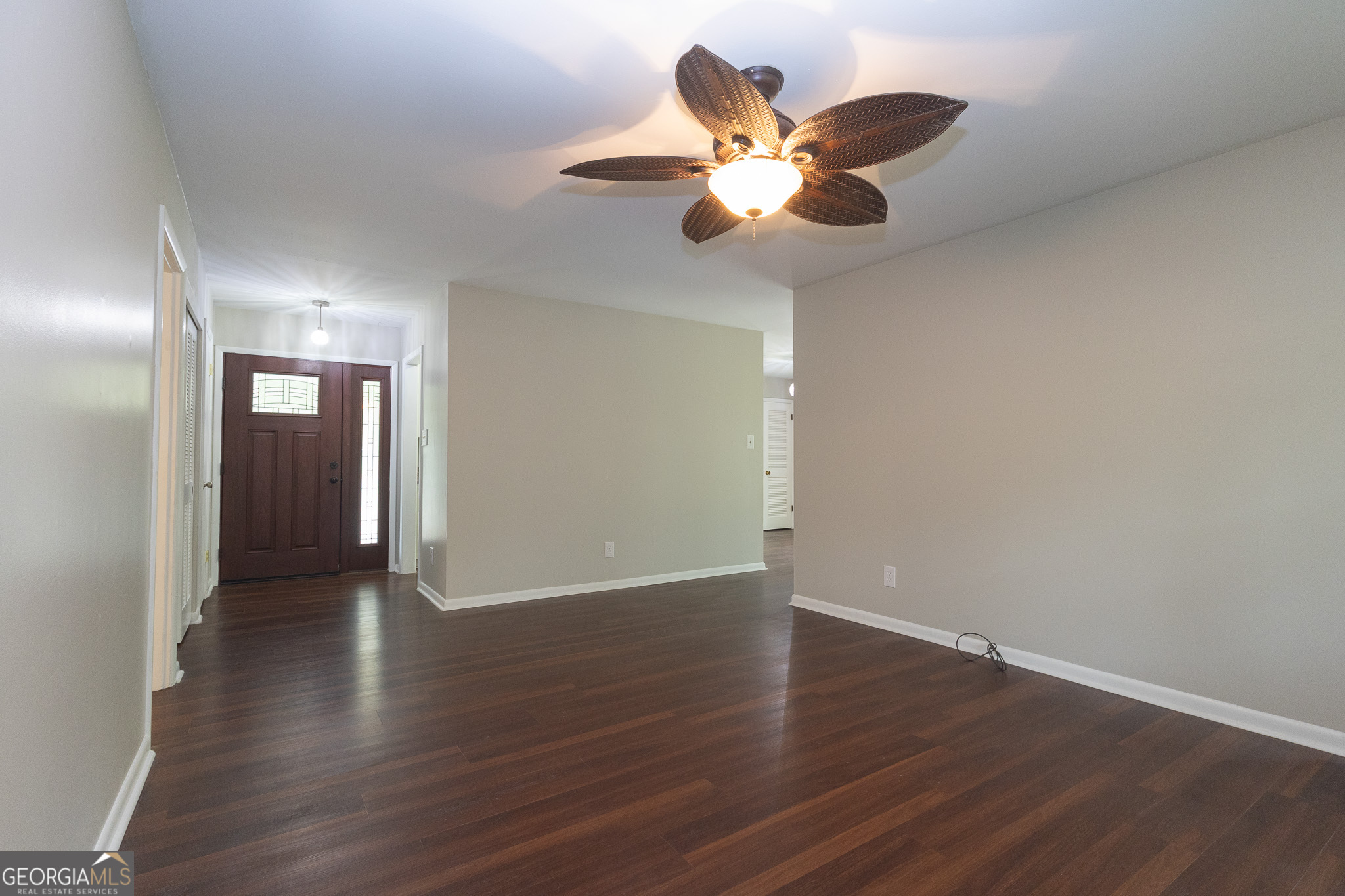 211 Sunnydale DR