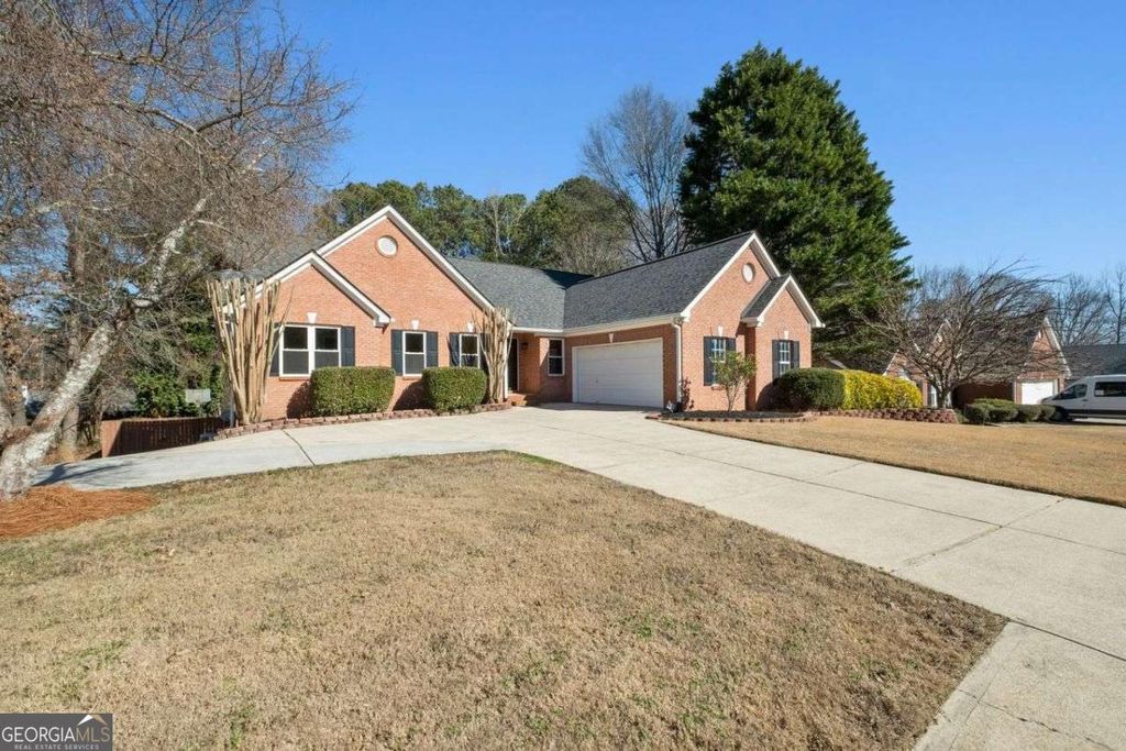 Photo of 1820 HEATHERTON Road, Dacula, GA 30019 (MLS # 10677984)