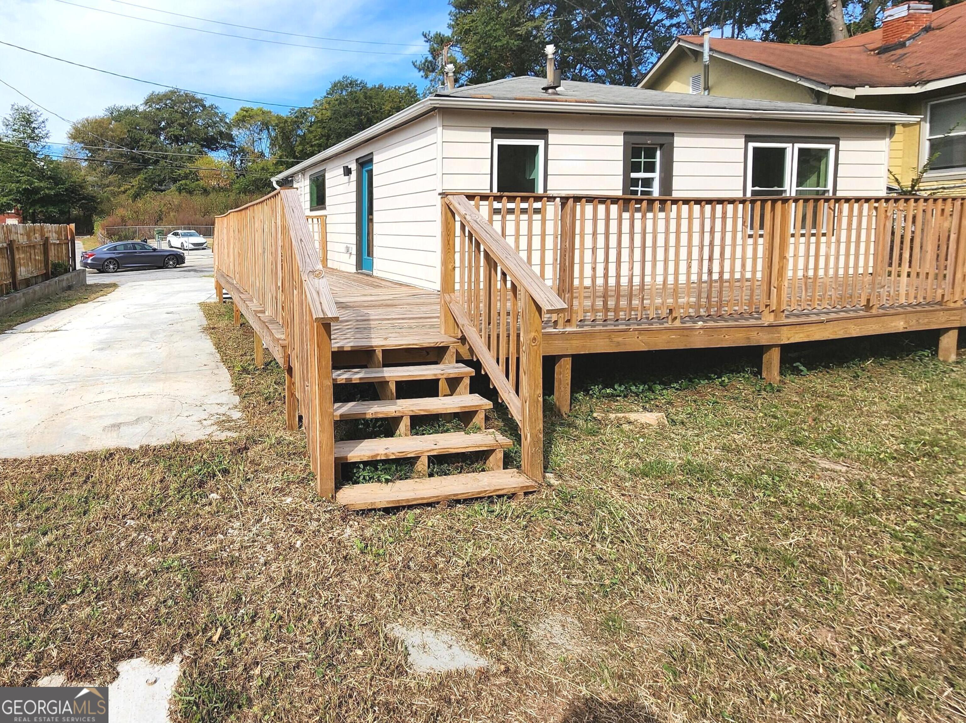 Hollowell Tad - Residential