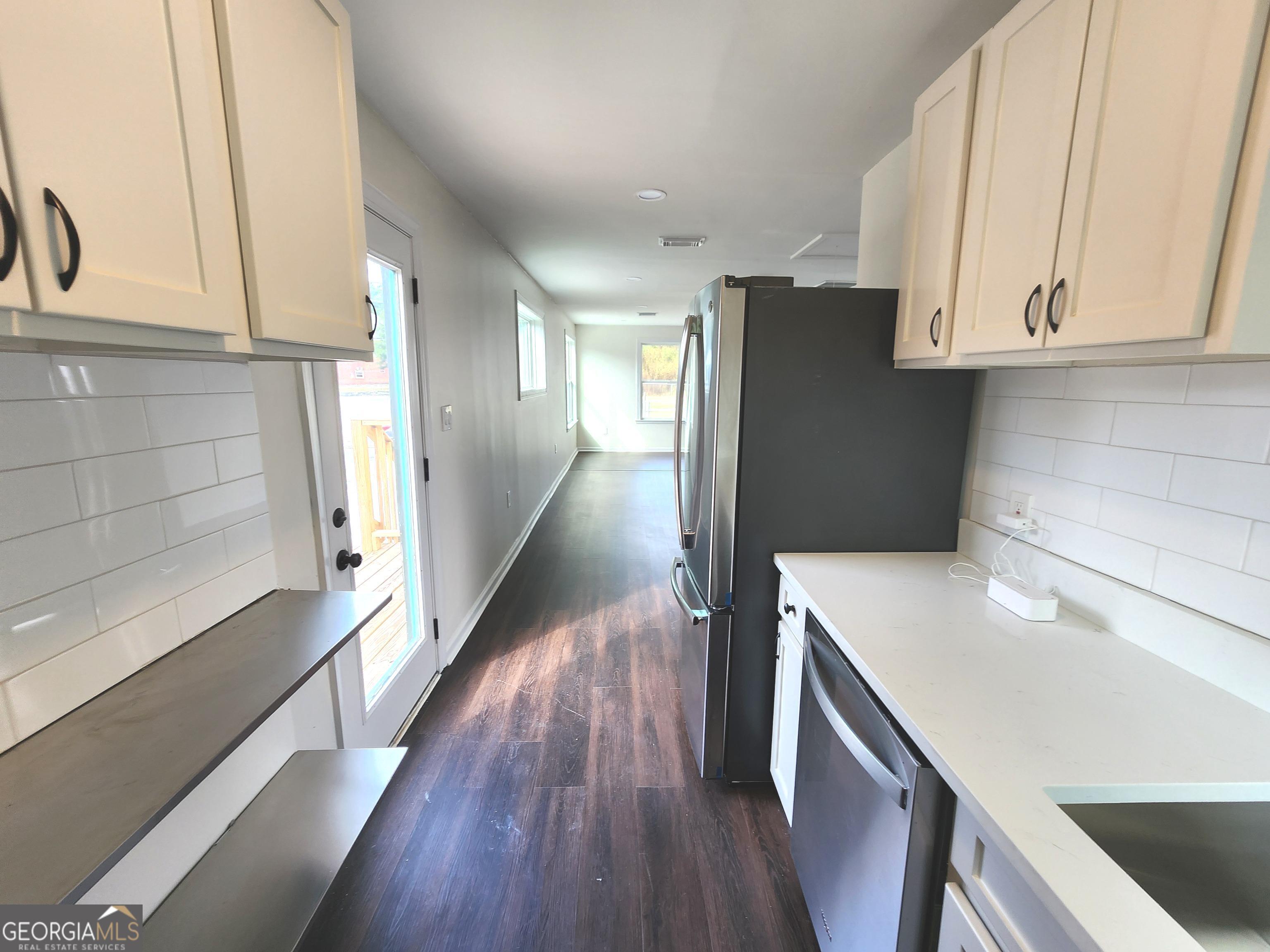 Hollowell Tad - Residential