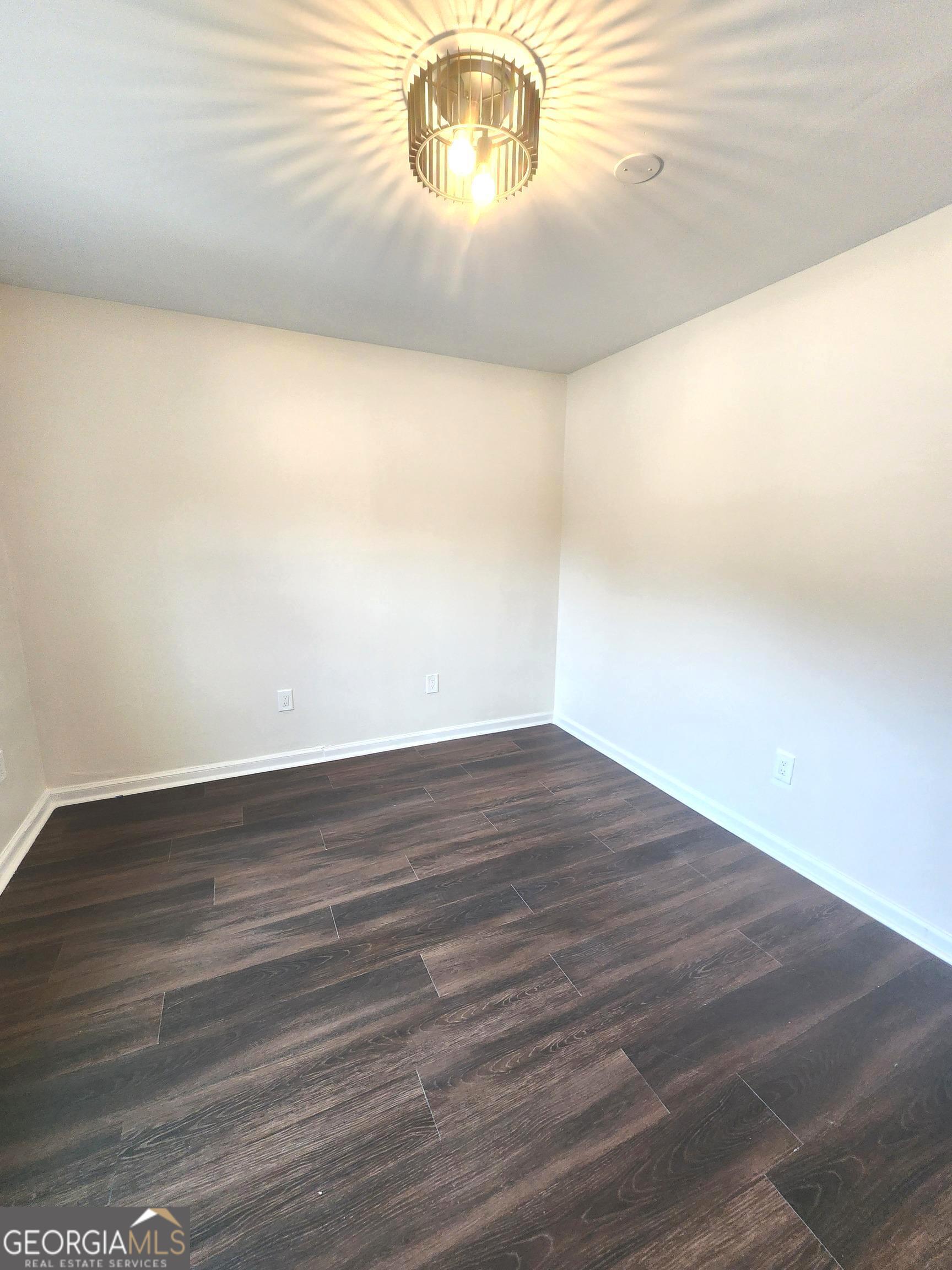 Hollowell Tad - Residential