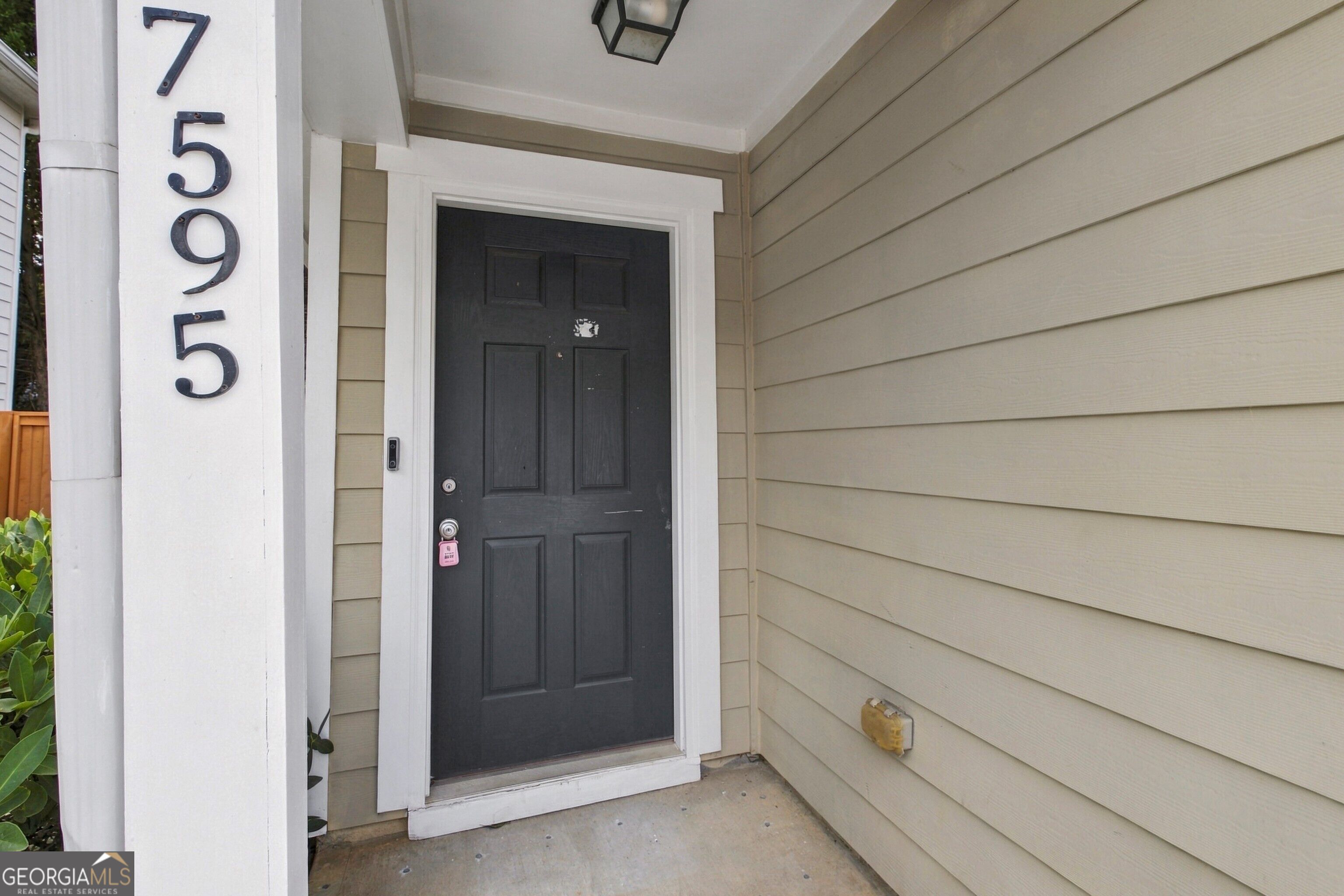 7595 Waverly LOOP