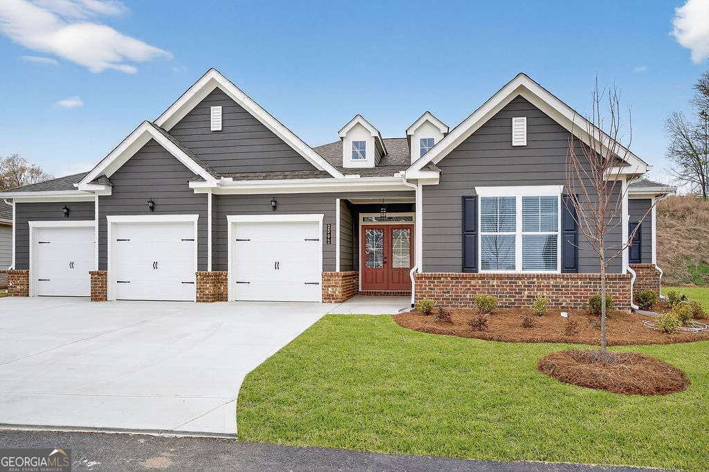 Photo of 2592 Parkside Way LOT 19, Gainesville, GA 30507 (MLS # 10725404)