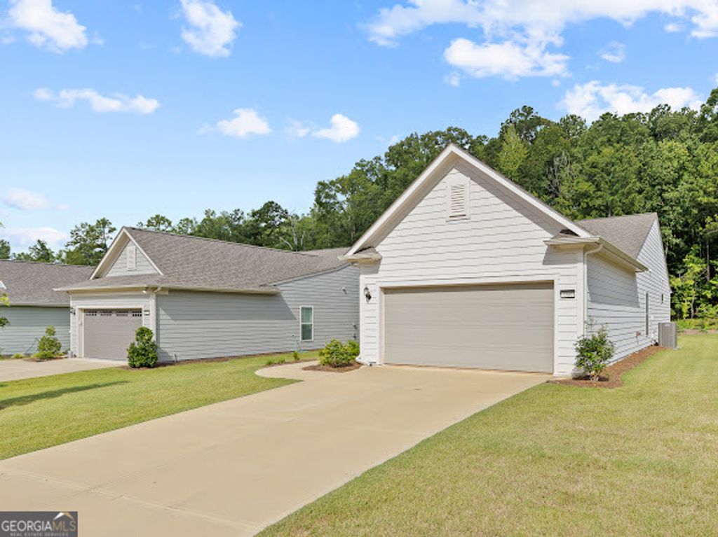 Photo of 1300 Starboard Way, Greensboro, GA 30642 (MLS # 10776347)