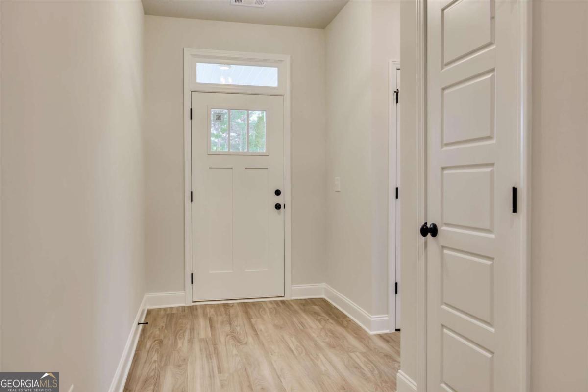 110 Foxridge CT