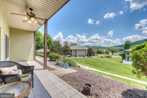 A home in Hiawassee