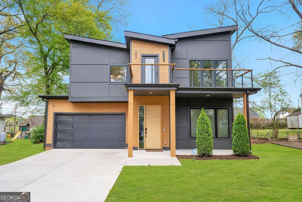 Photo of 1598 Athens Avenue SW, Atlanta, GA 30310 (MLS # 10710443)