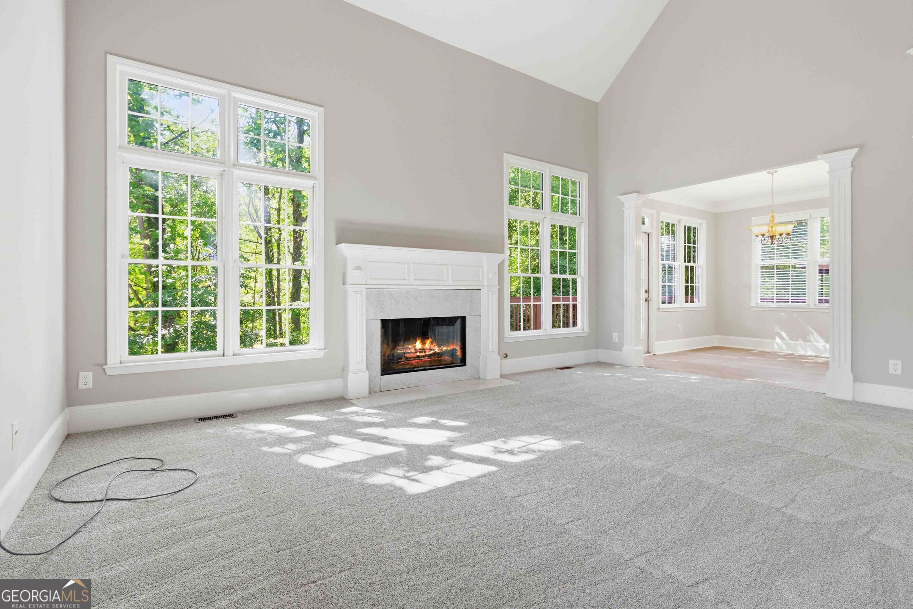 4195 Longlake DR