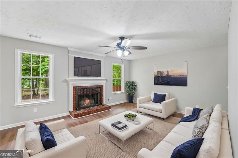 3780 Wake Robin WAY