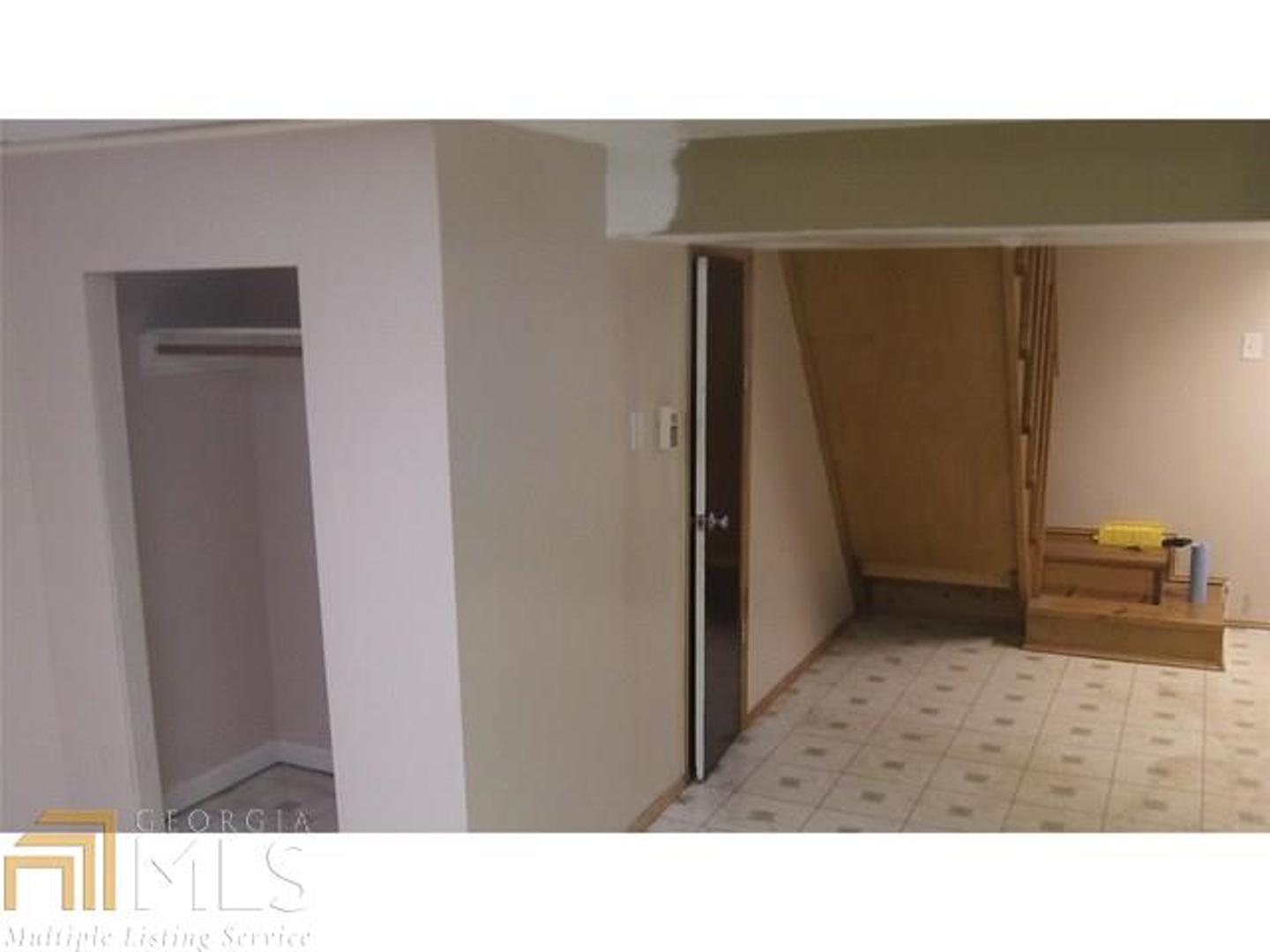 Pineridge Park - Residential