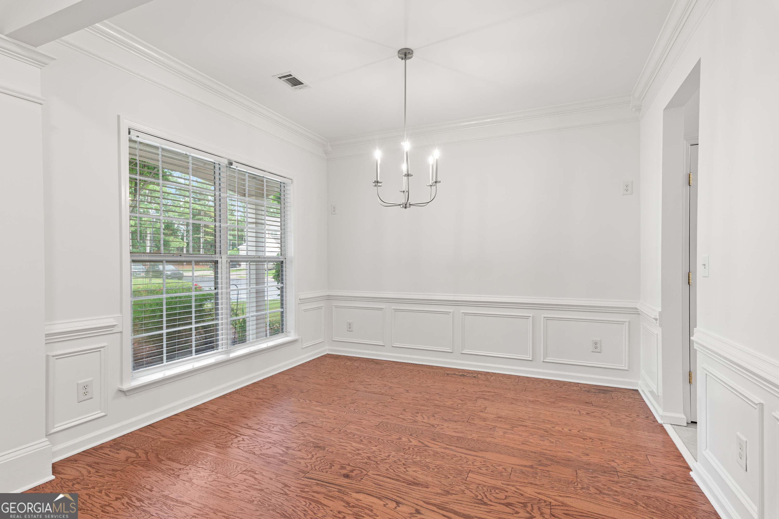 3001 Commonwealth CIR