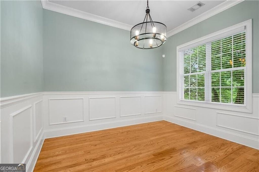 Photo of 1420 Briarhaven Trail NE, Atlanta, GA 30319 (MLS # 10678047)