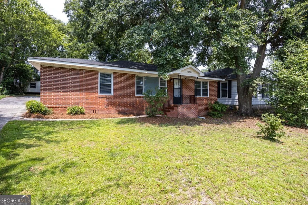 1280 Baker Drive