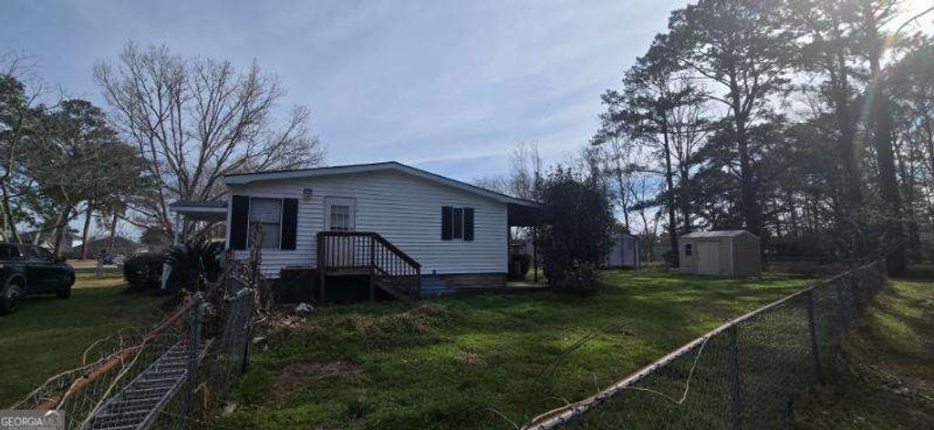 Photo of 136 Burton Road, Savannah, GA 31405 (MLS # 10704360)