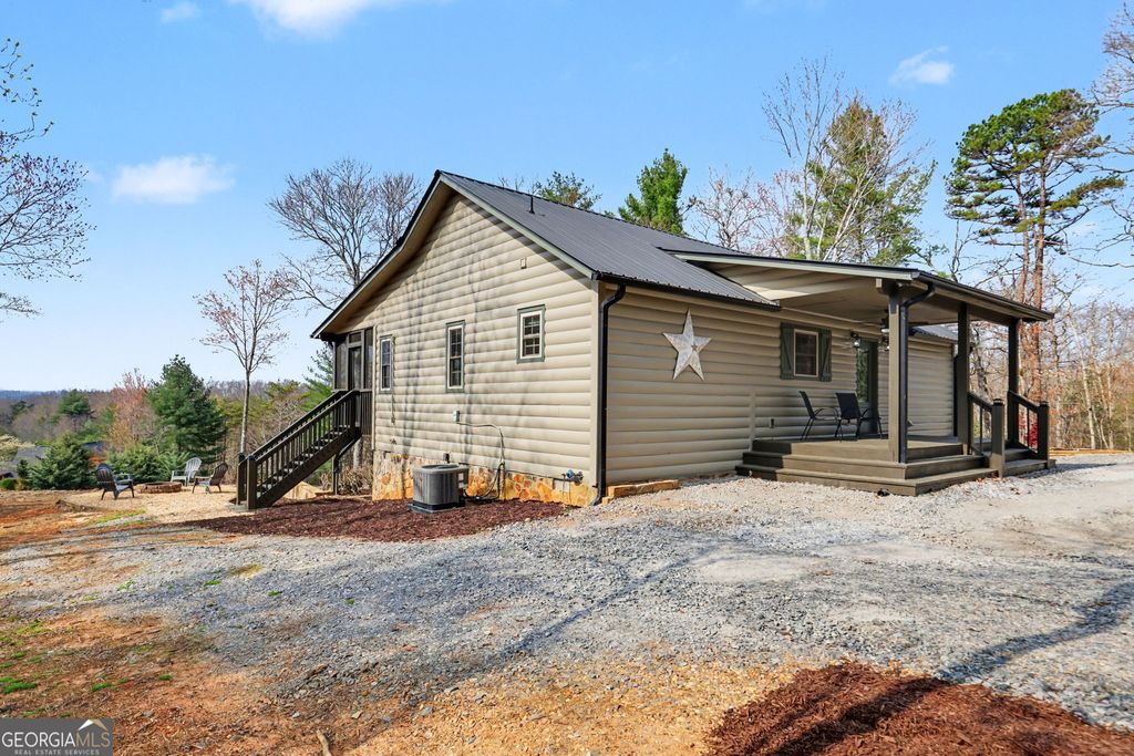 Photo of 720 Meadow Brook Trail, Morganton, GA 30560 (MLS # 10720343)