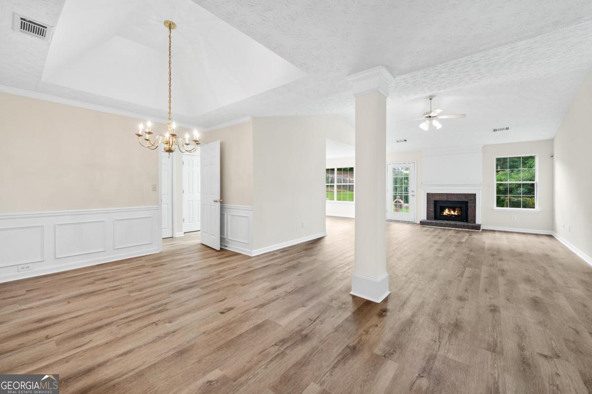 910 Laurel Cove DR