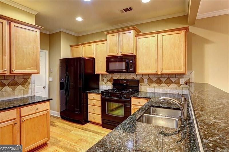 Glenmoor - Residential Lease