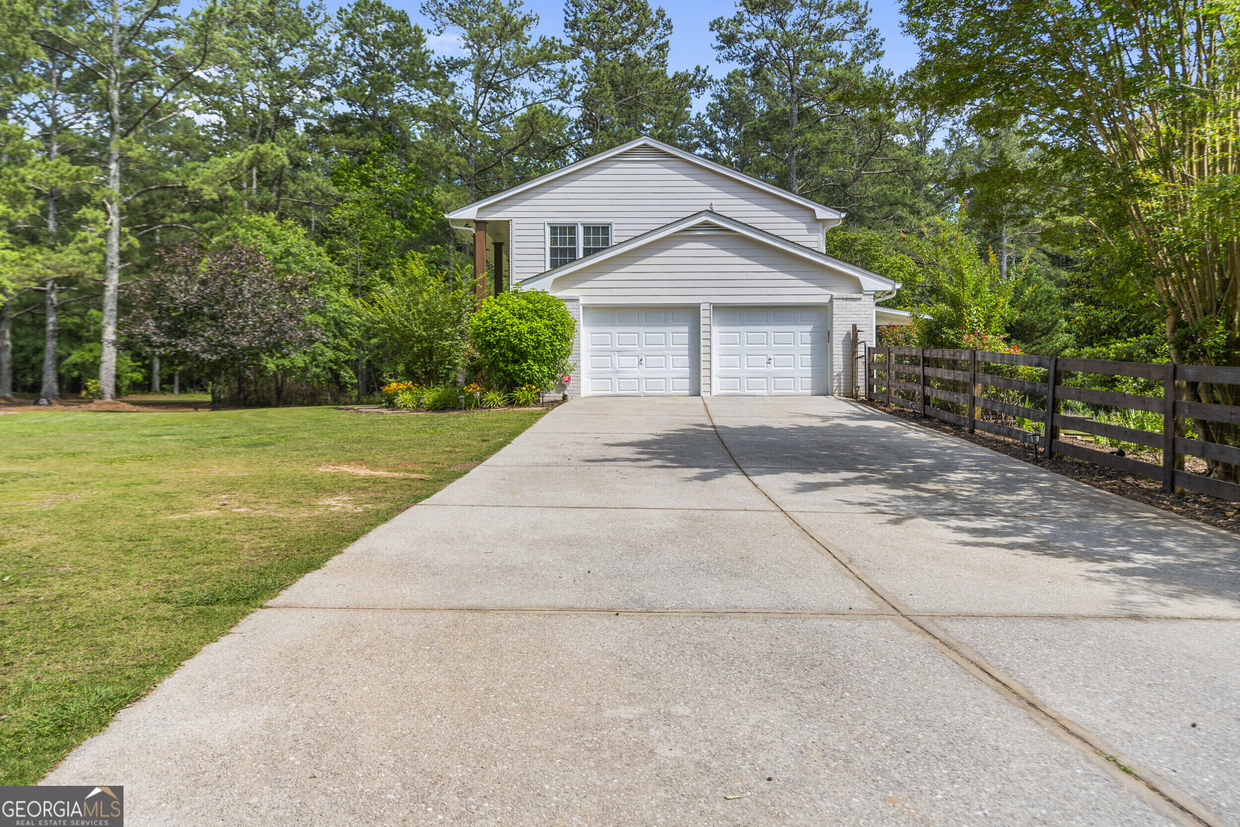 75 Auburn RD