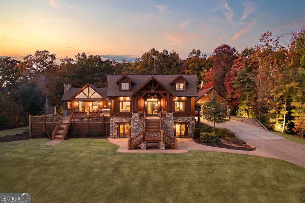 Photo of 3049 Tray Mountain Road, Sautee Nacoochee, GA 30157 (MLS # 10822744)