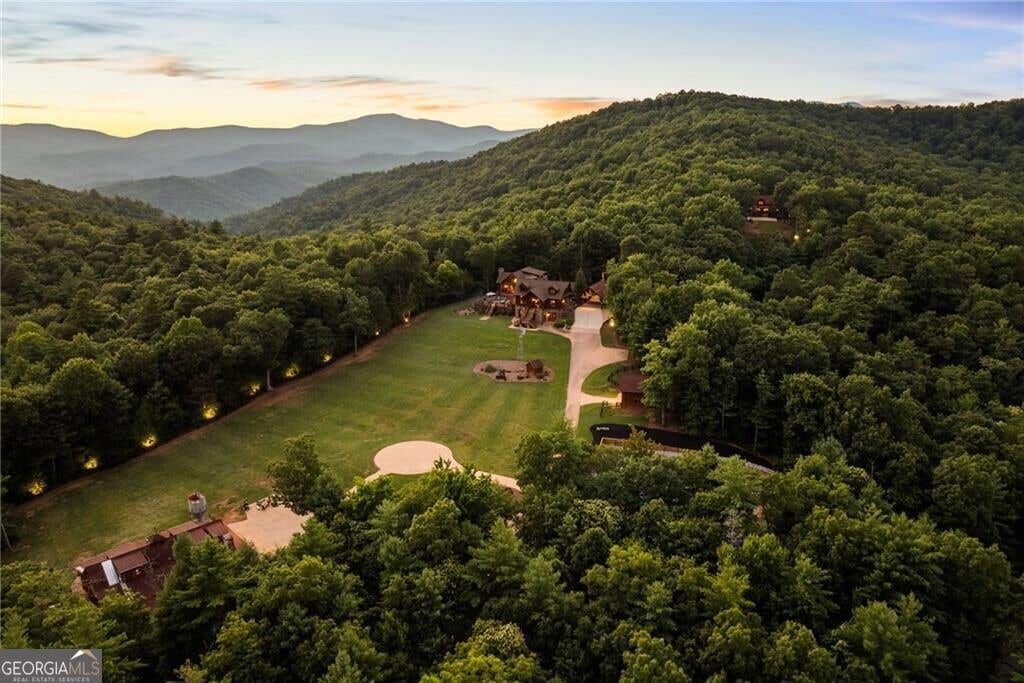 Photo of 3049 Tray Mountain Road, Sautee Nacoochee, GA 30157 (MLS # 10822744)