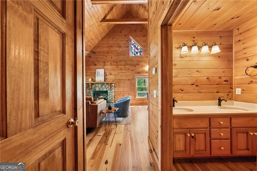 Ellijay, Georgia 30540, United States, 3 Bedrooms Bedrooms, ,2 BathroomsBathrooms,Residential,Pending,115289