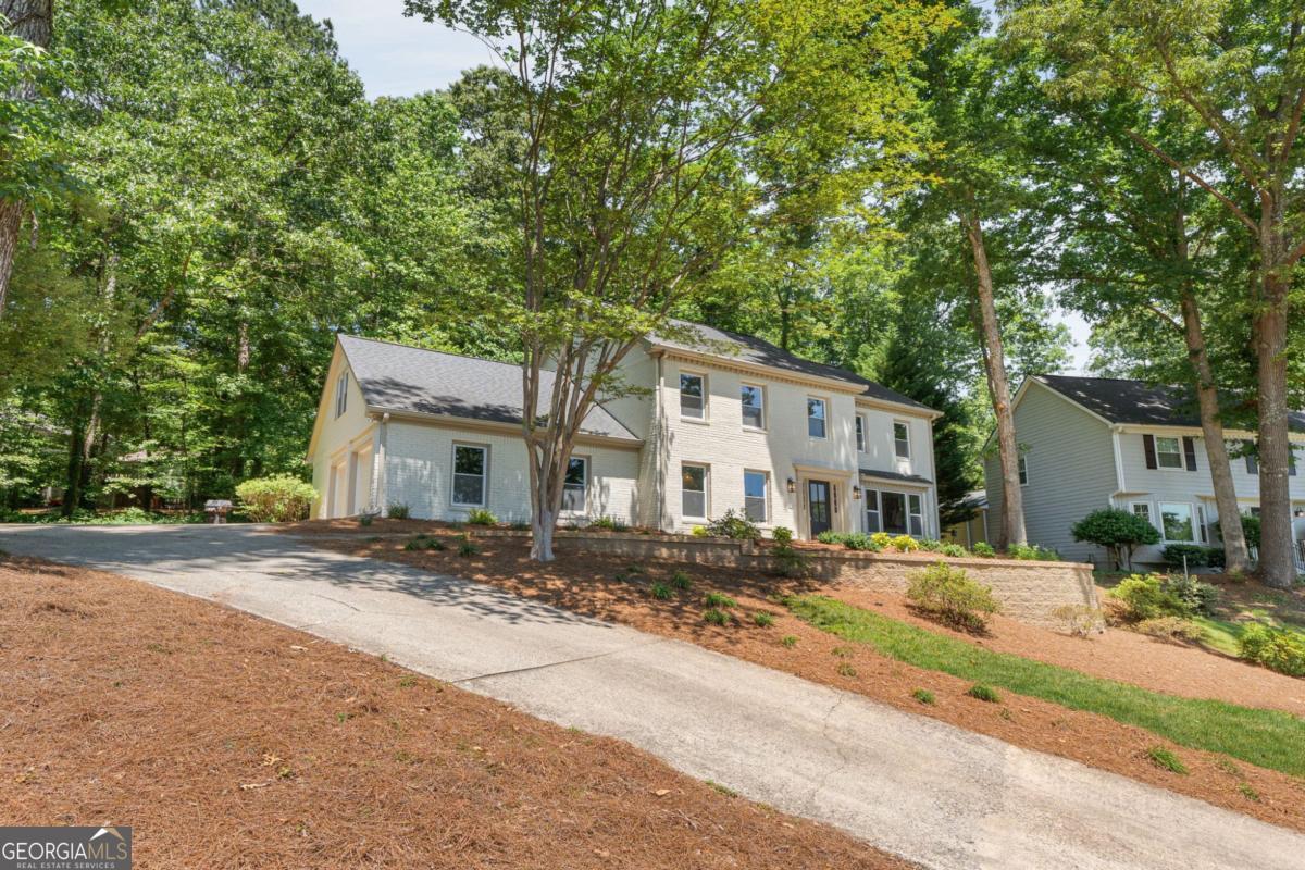 1878 Wicks LN