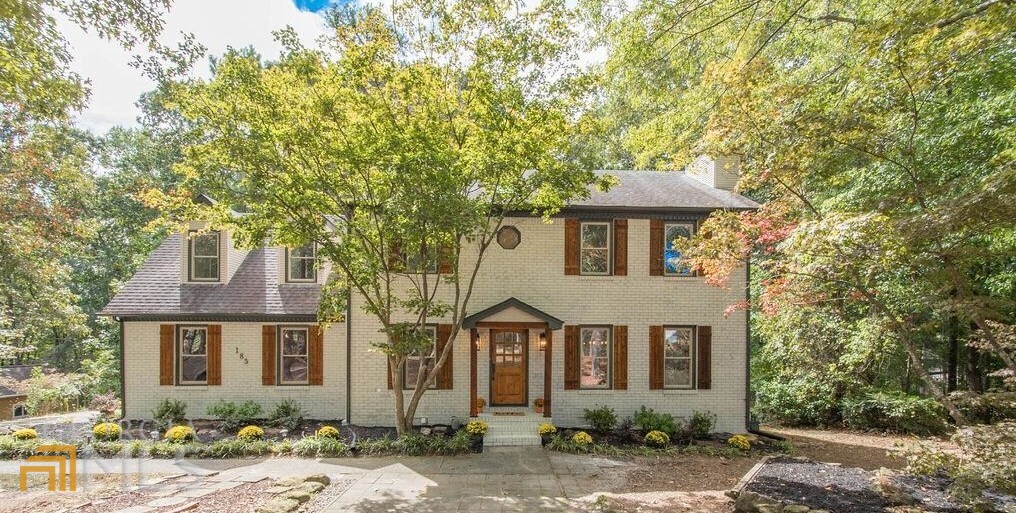 185 Chimney Springs