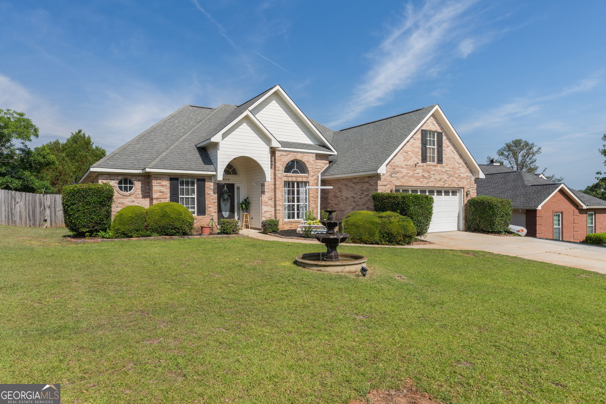428 Cross Creek WAY