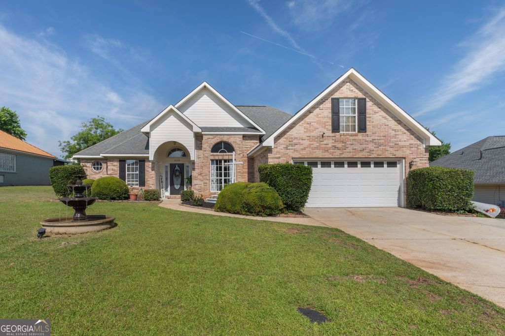 Photo of 428 Cross Creek Way, Warner Robins, GA 31088 (MLS # 10771286)
