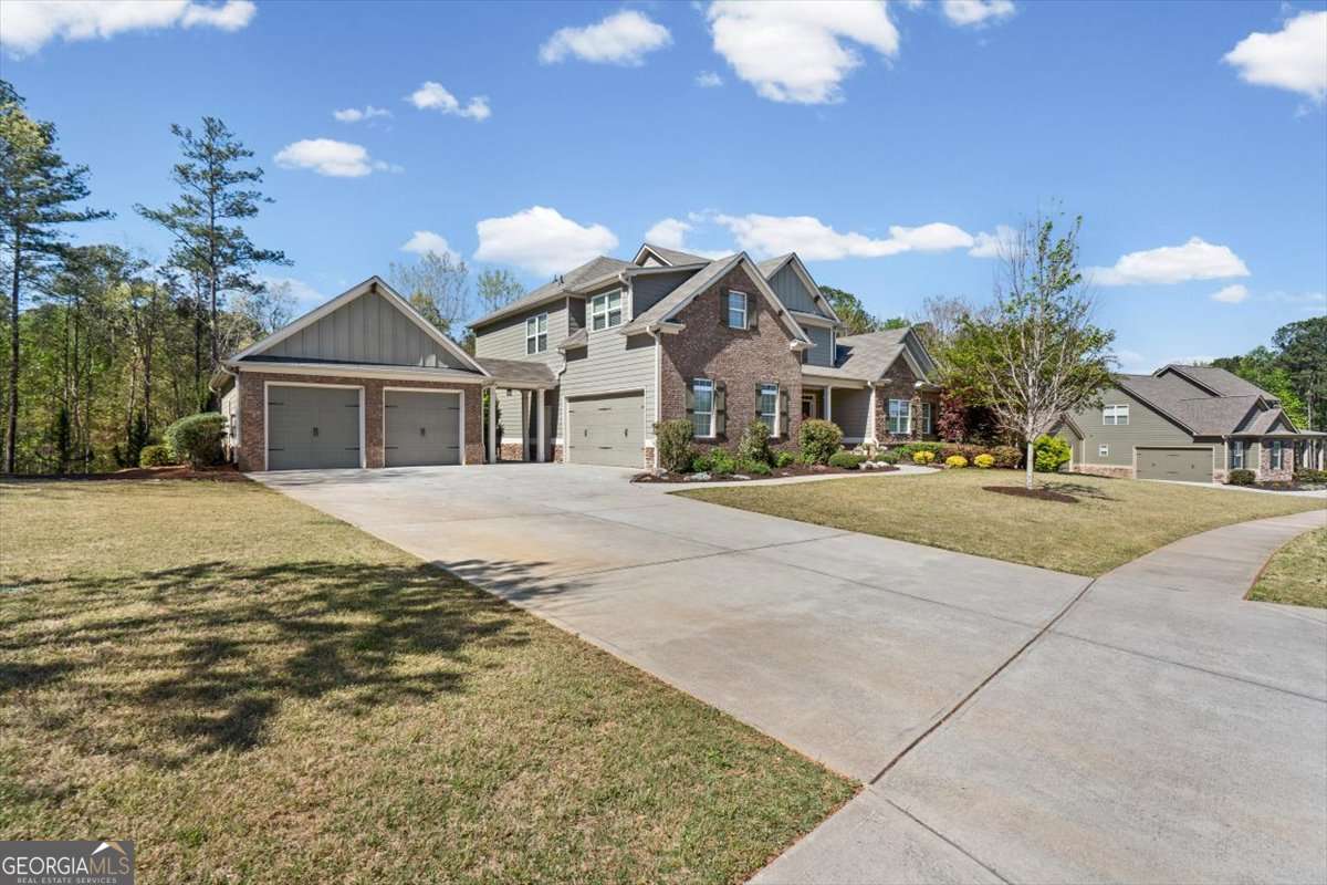 802 Double Branches LN